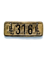 old Illinois leather license plate 3